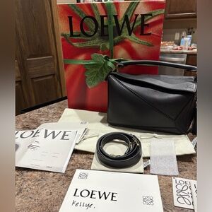 BRAND NEW! Loewe Featherlight Puzzle Bag Black Purchased Loewe Beverly Hills❤️‍🔥